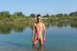 nudist marco hess