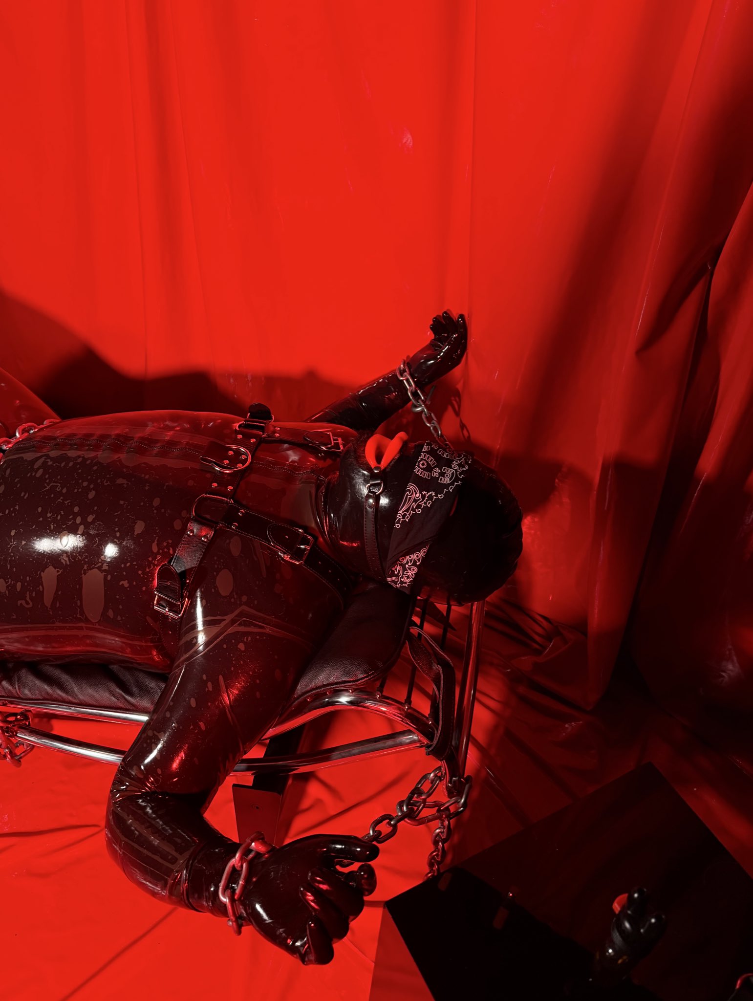 EXPERIENCE EXCLUSIVE SESSION WITH MISTRESS