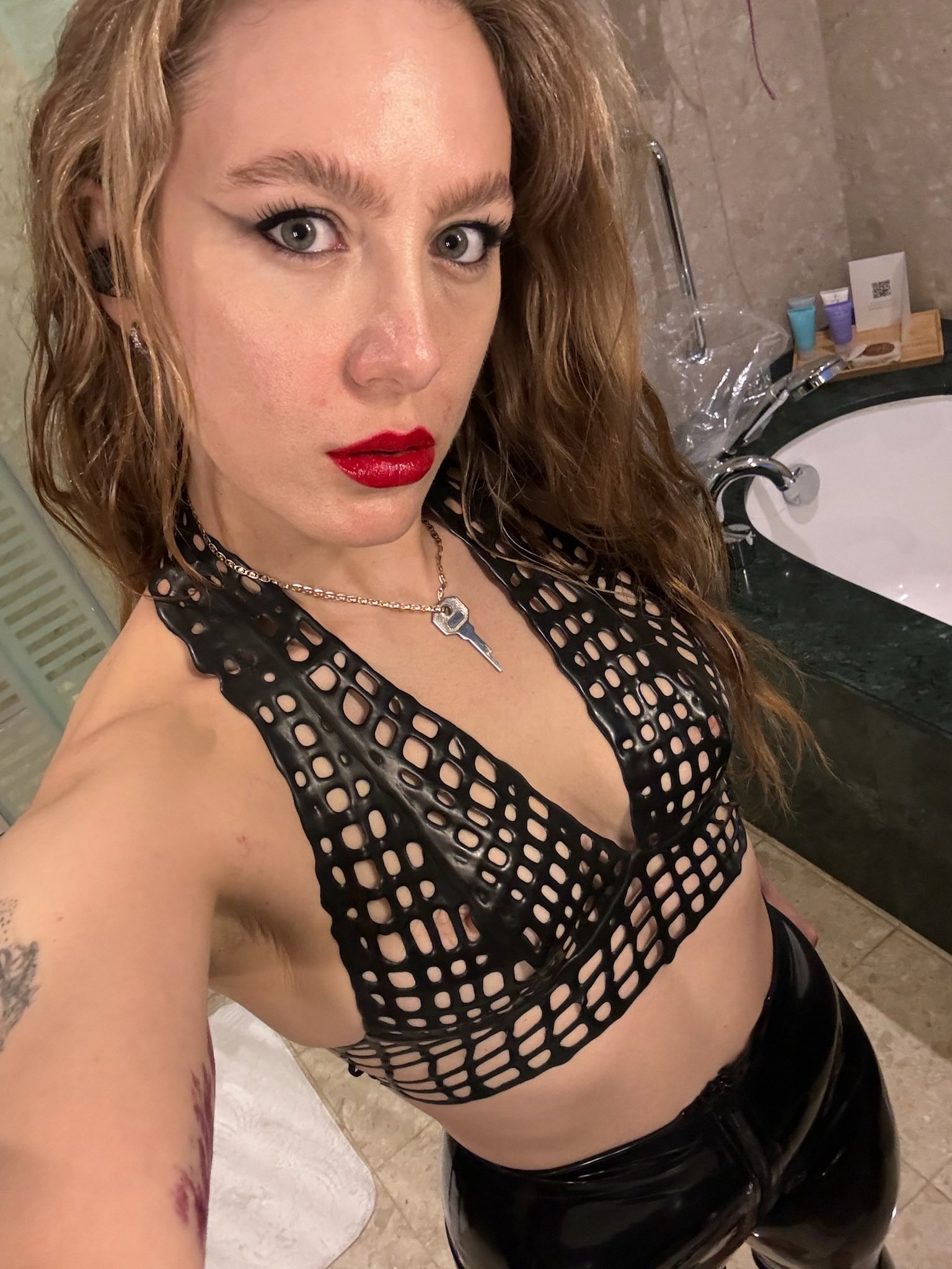 EXCLUSIVE SESSION FOR SUBMISSIVE SLAVE 🥵⛓️👙