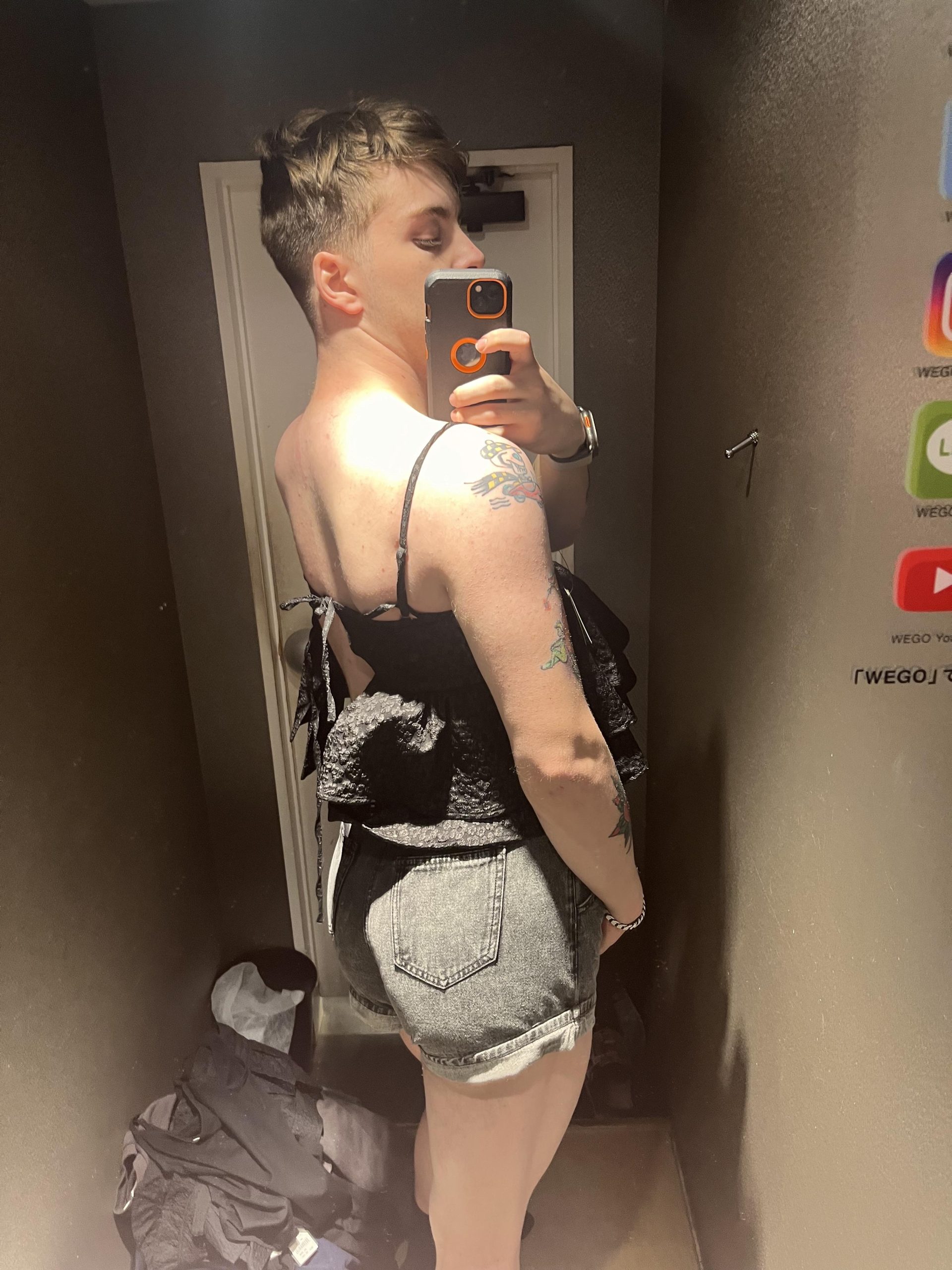 Sissy Bella at the mall