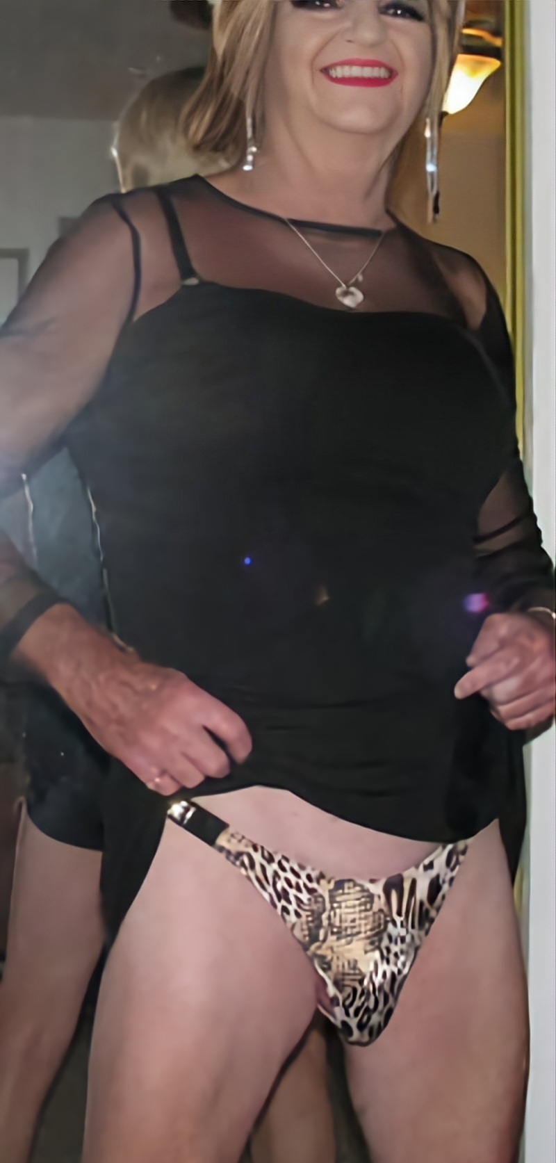 Sissy Glenda Exposed