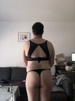 blackmail slave no limits all details: