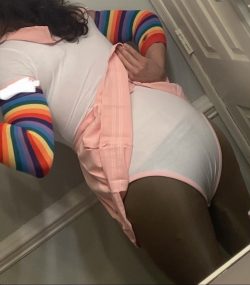 Saphire – Sissy sl*t looking for dominants to control my life 😭🤭