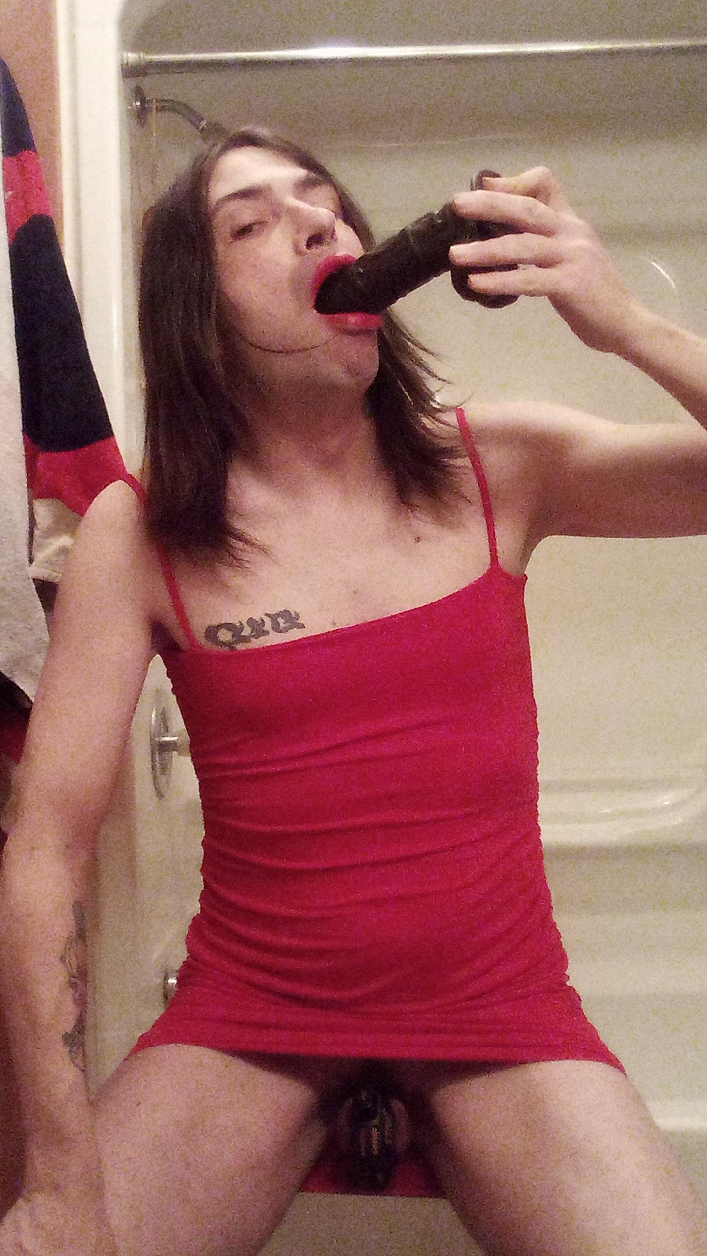 Jenny kisses – Free use sissy jenny
