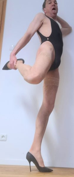 f*gwalt – bathing suit