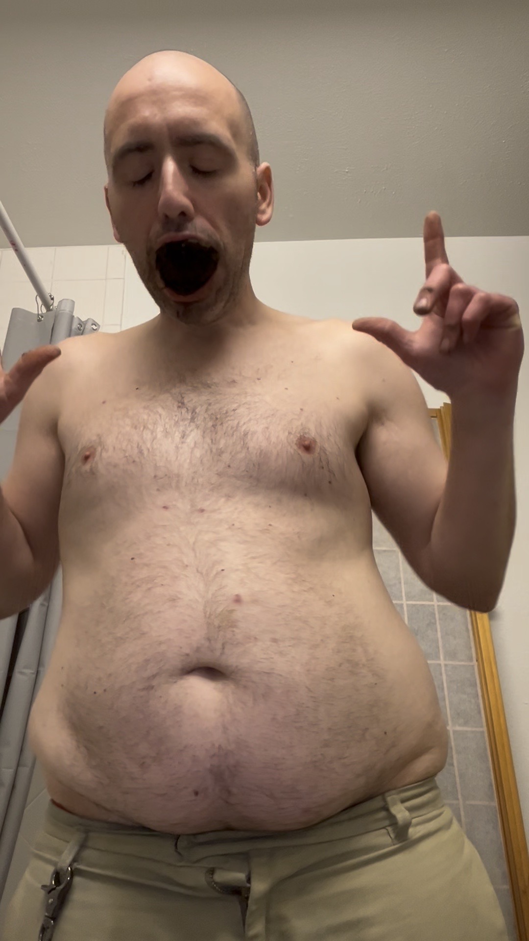 Betaloserbobbi Simpson  – Life of humiliation- Take my photos account