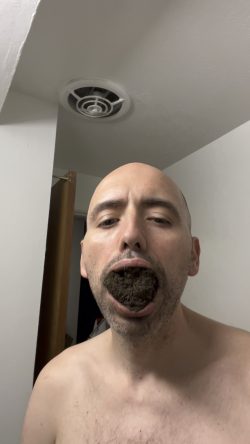 Betaloserbobbi Simpson  – Life of humiliation- Take my photos account