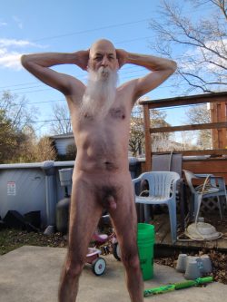 ~ Exposed Mature exhibitionist