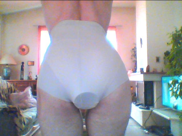 ~ Sissy anal sl*t